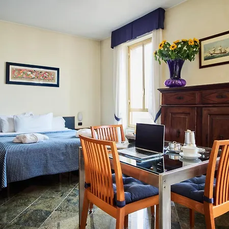 Hotel Residence Zara & Domus Lagosta 4* מילאנו